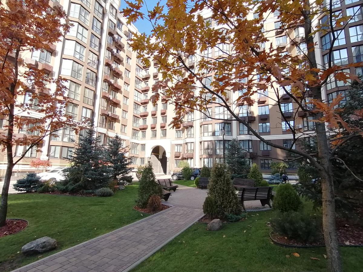 0102 Sofia Residents * Vyshneve